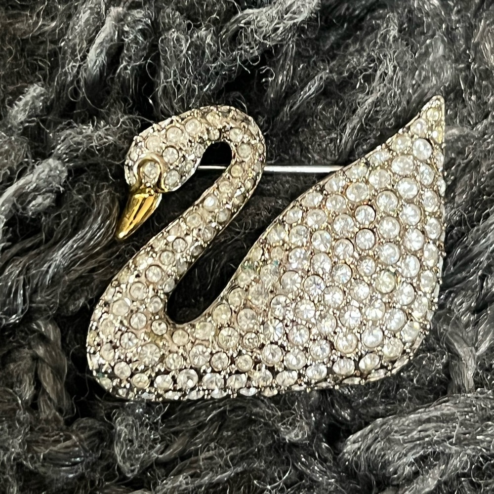 Vintage Swarovski Crystal Swan Brooch Pin Diamanté 100th Year Anniversary